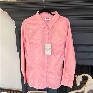 Wrangler Button up ladies shirt